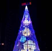 华熙LIVE·528“空降”千份圣诞礼，遇见成都的初雪！