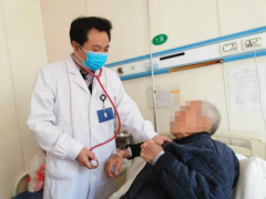 心脏换瓣不开刀 87岁老人重获“心”生